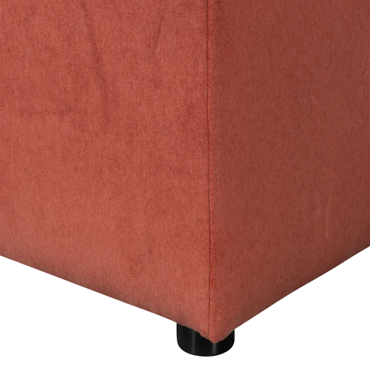 Allure hocker velvet blush