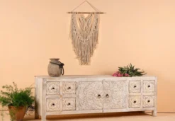 Ambalika - Handgesneden Mangohouten Dressoir