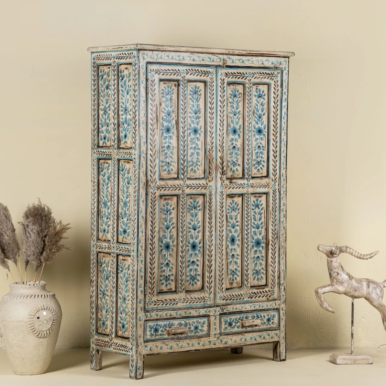 Anay - Handgeschilderde vintage stijlkast 152 cm