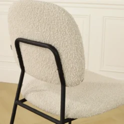 Barkruk Jasmijn bouclé beige - zwart onderstel H65