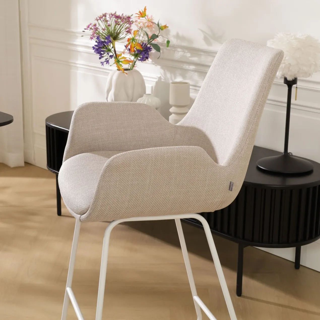 Barkruk Nino-Eef beige - wit onderstel - 65 cm