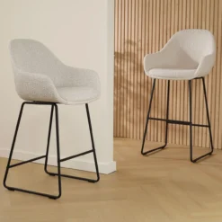 Barkruk Nino-Mae bouclé beige - zwart onderstel - 65 cm