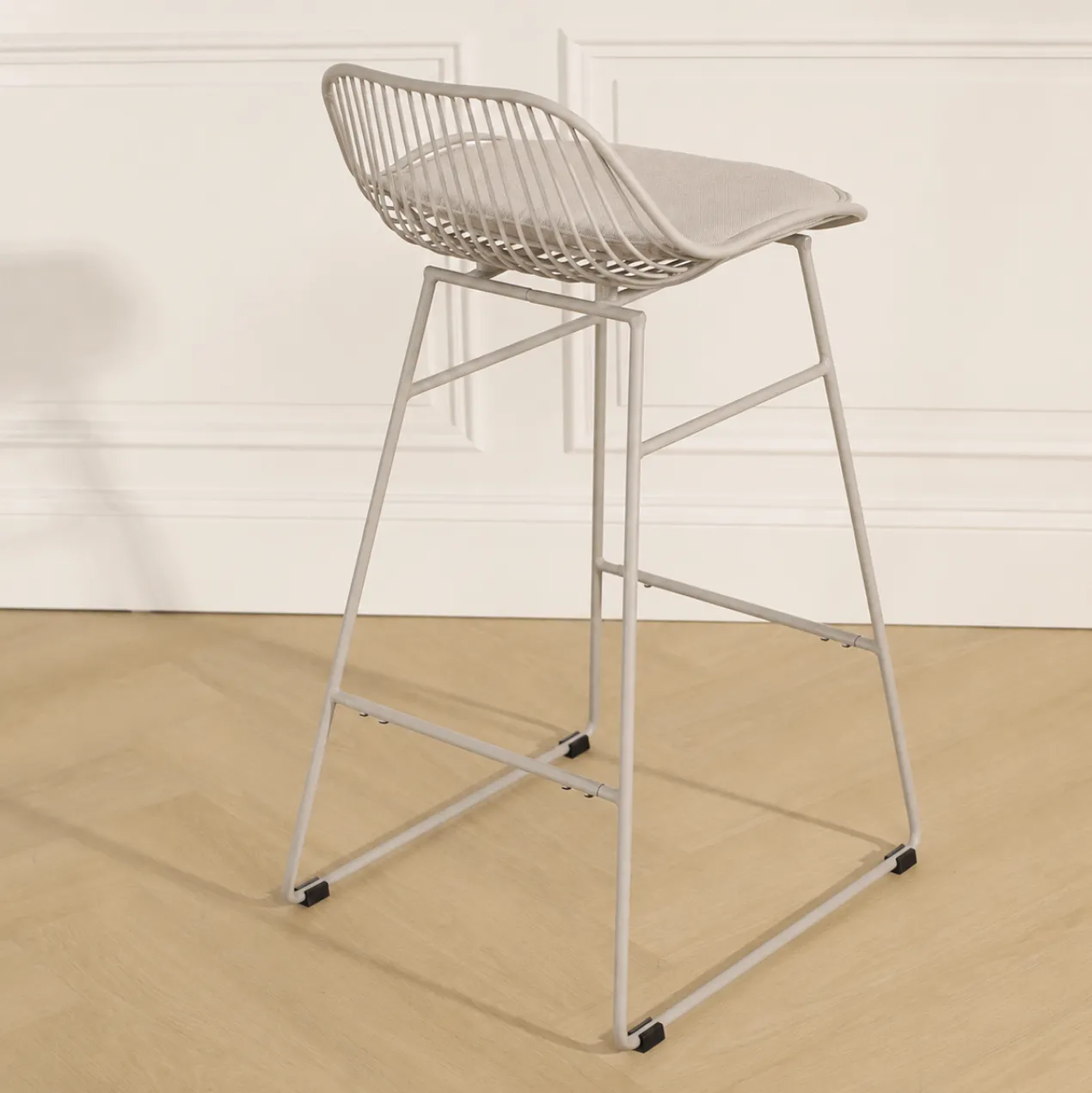 Barkruk Pleun H65 cm grijsbeige met zitkussen