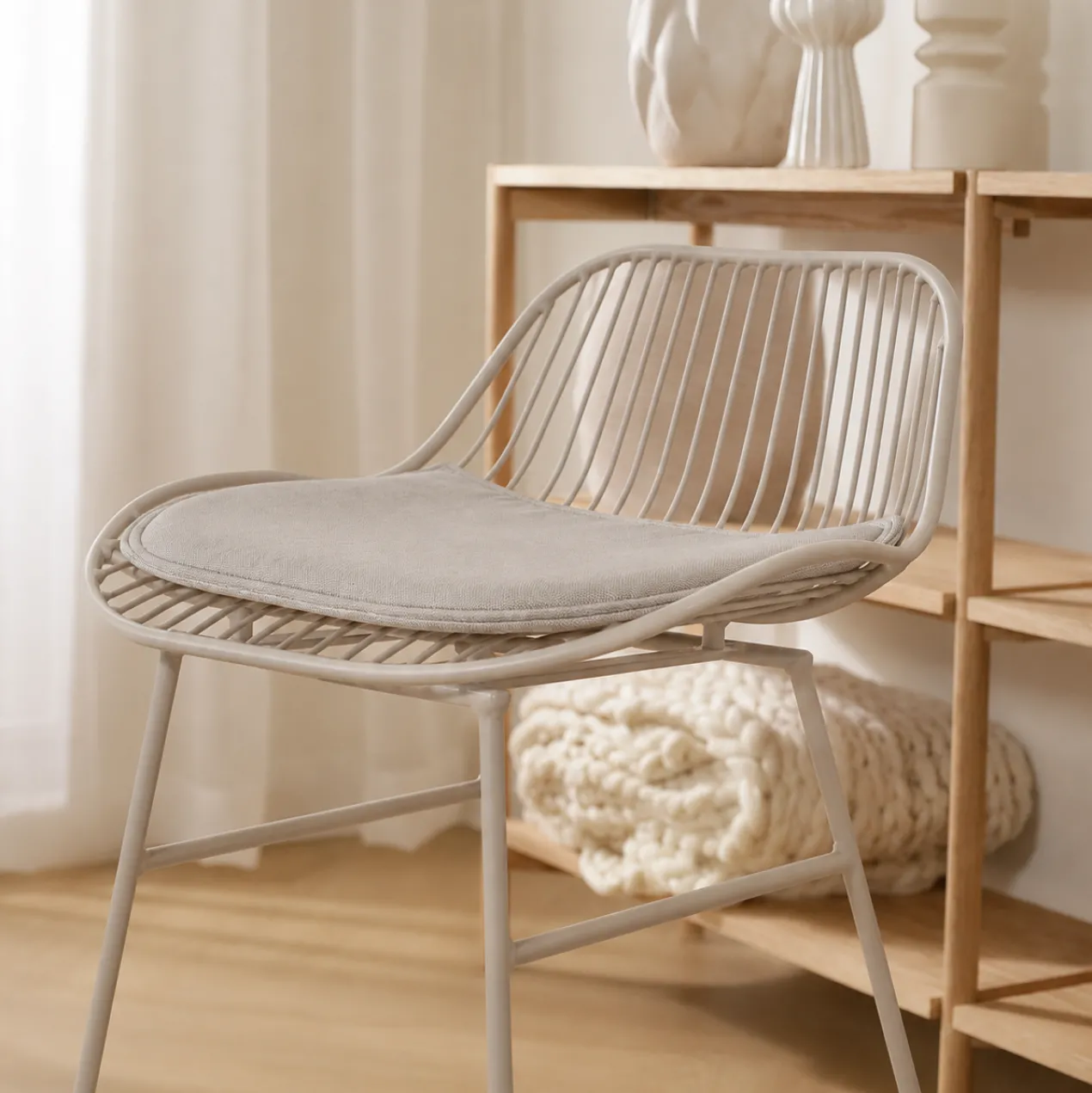Barkruk Pleun H65 cm grijsbeige met zitkussen