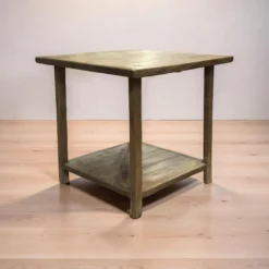 Bijzettafel vierkant met onder plank naturel