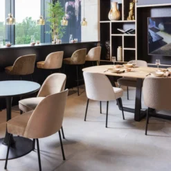 Bistro trompetvoet metaal matzwart 72xo60 cm