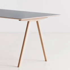 Bureau CPH10 mat eiken gelakt onderstel linoleum grey