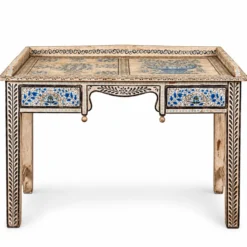 Bureau Pranay Handbeschilderd