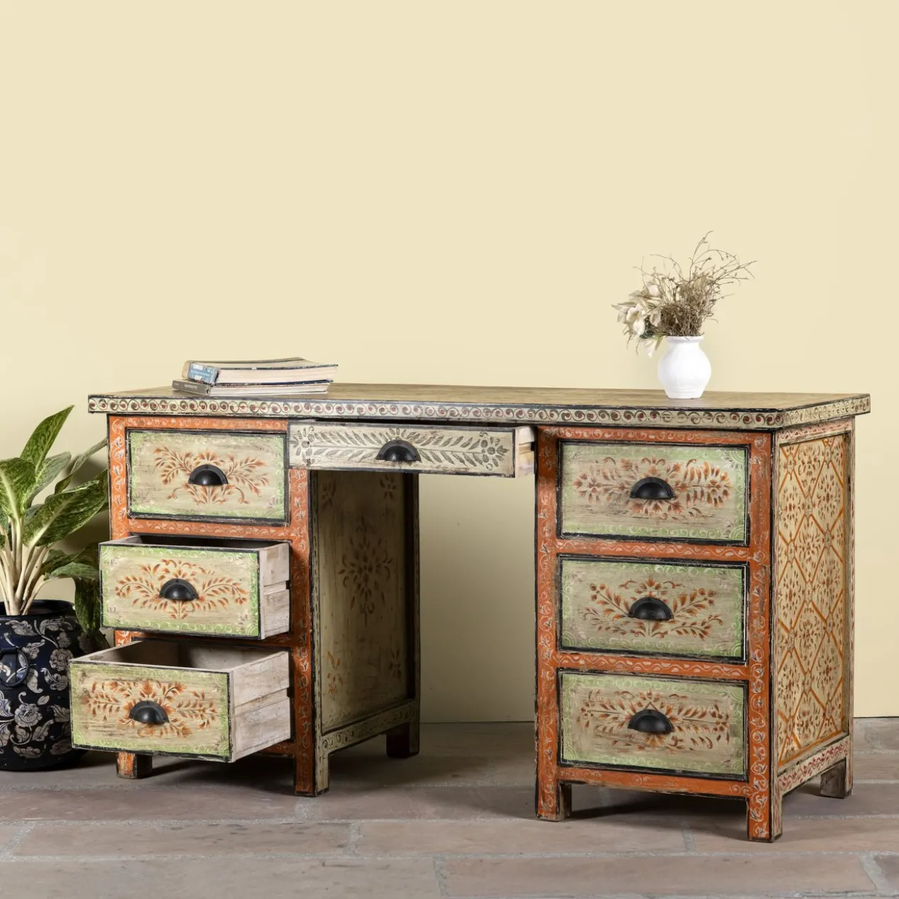 Bureau Tejasvini