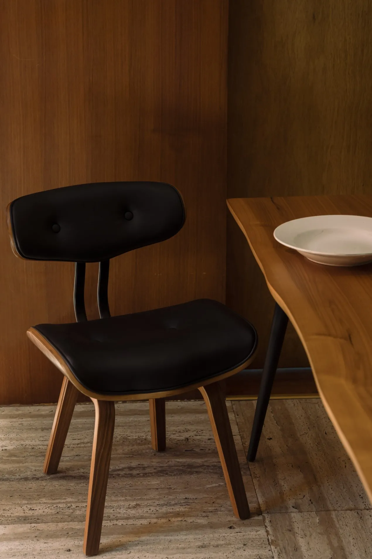 Chair blackwood walnut