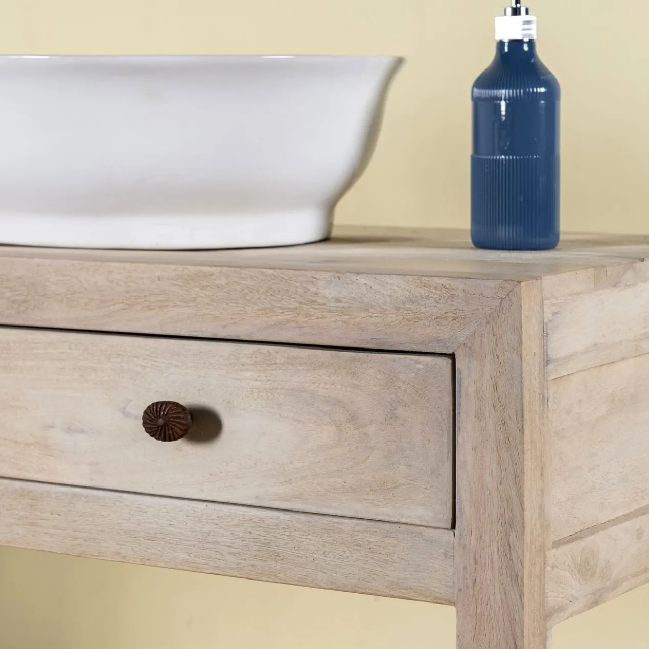 Console Table Anura