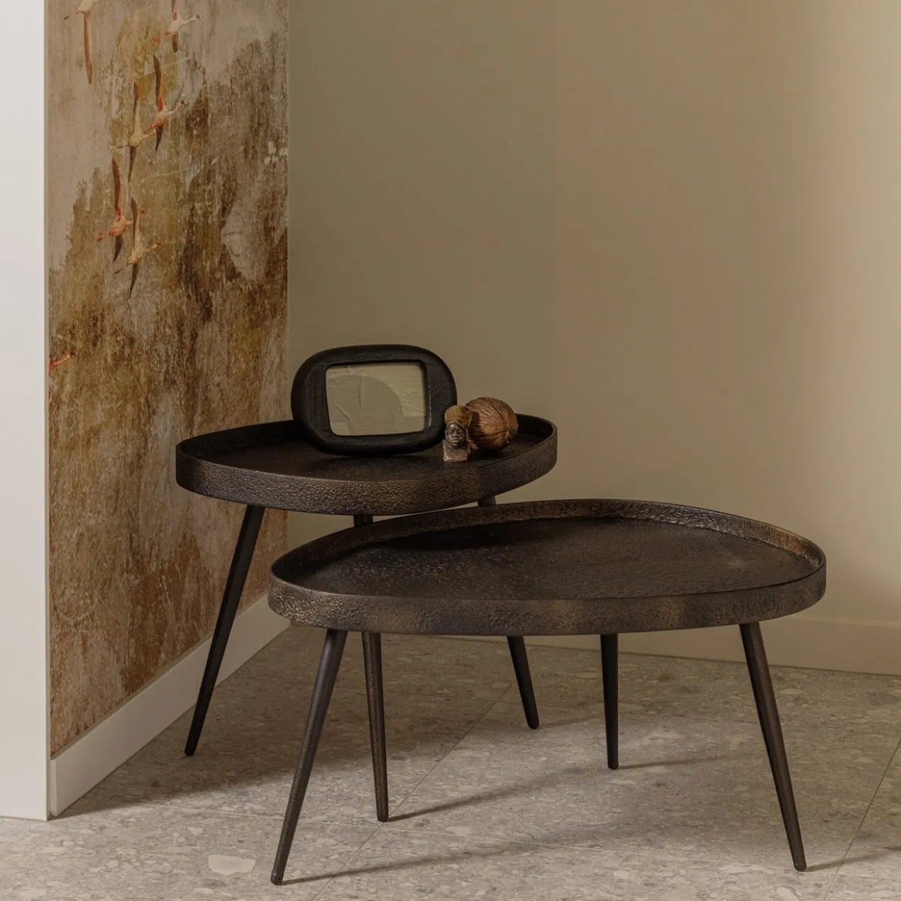 Crude bijzettafels antique brons - set van 2