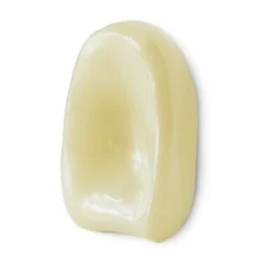 Decoratieobject glass sculpture Cream