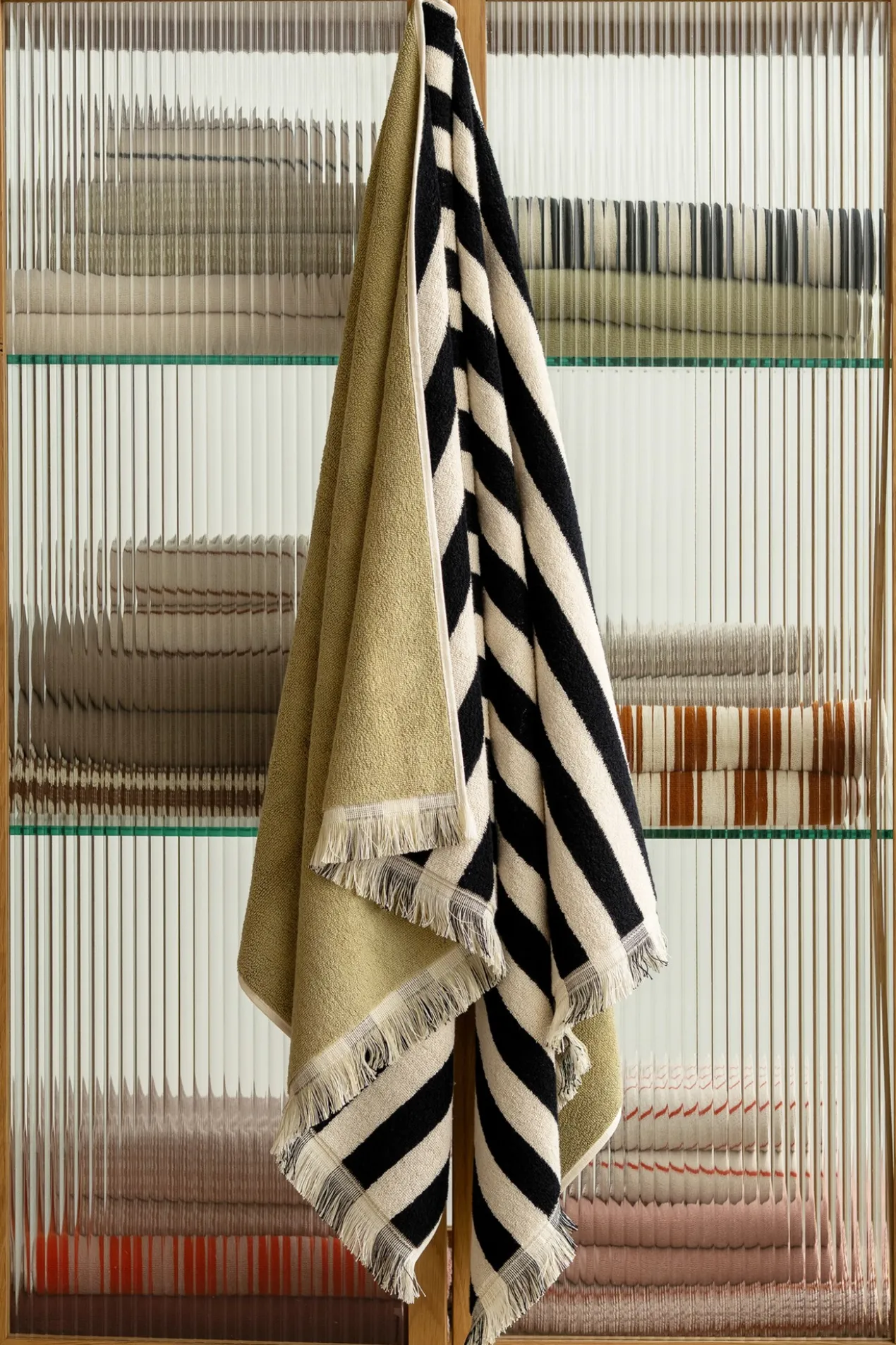 Douchelaken Vienna 70x140 cm pistachio green