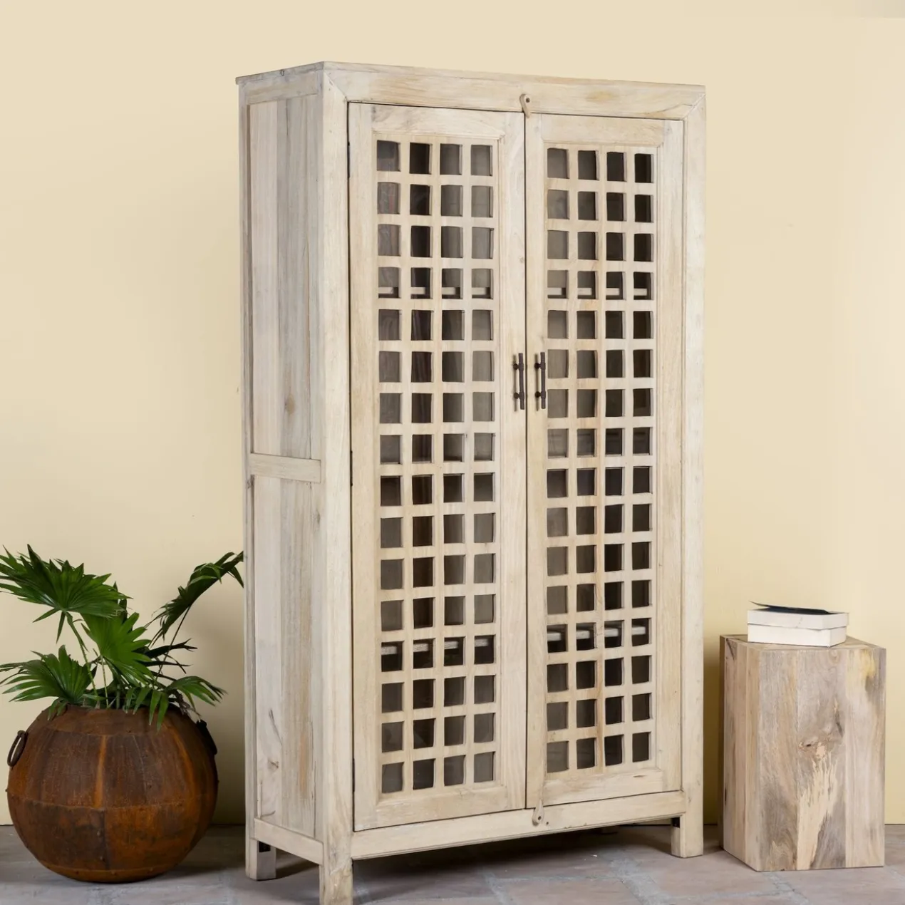 Drishti - Vitrinekast Mangohout Ibiza Stijl 180cm