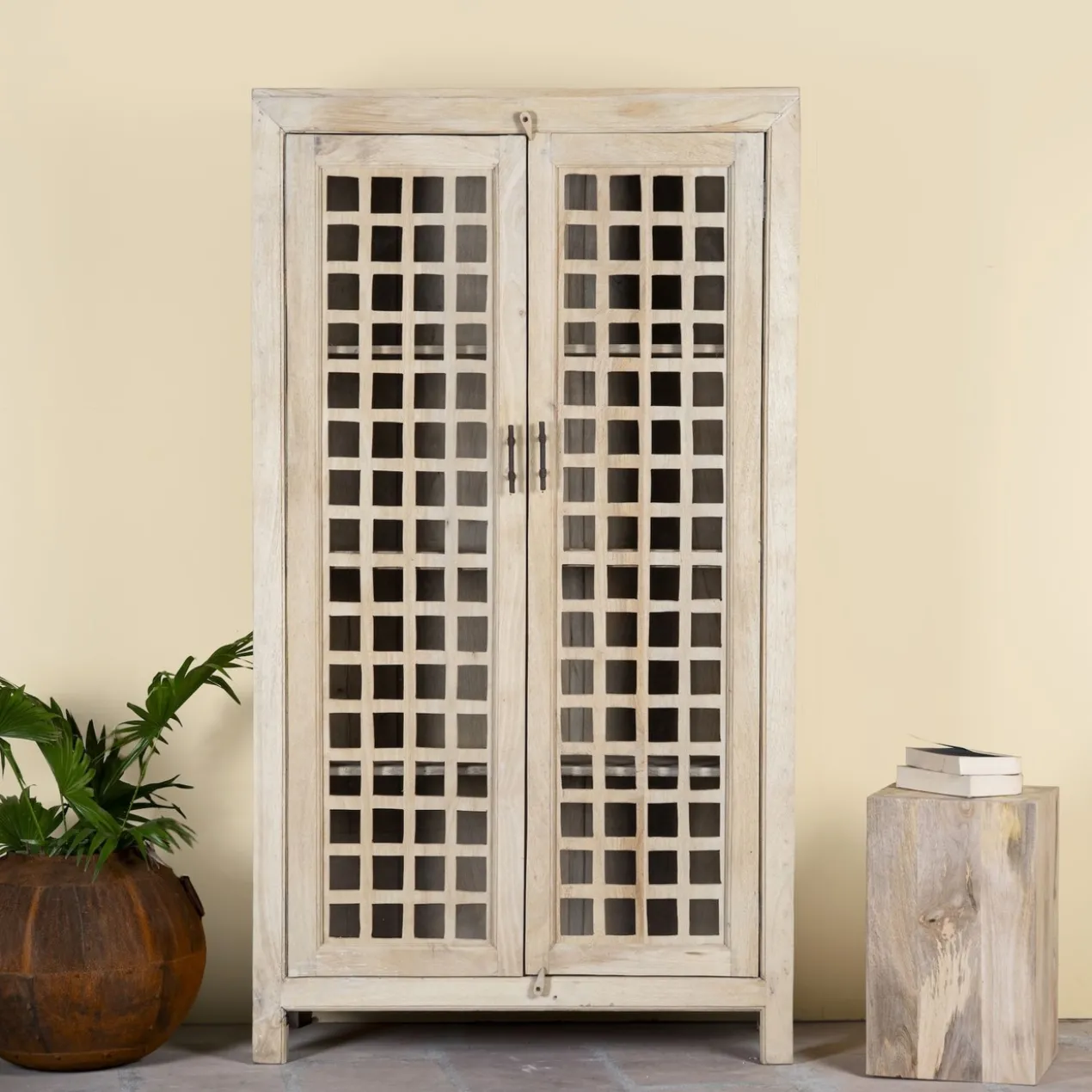 Drishti - Vitrinekast Mangohout Ibiza Stijl 180cm