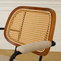 Eetkamerstoel Jolie rotan beige met armleuningen