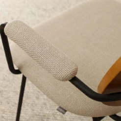 Eetkamerstoel Jolie rotan beige met armleuningen