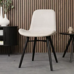 Eetkamerstoel Nena-Fé beige - zwart houten onderstel