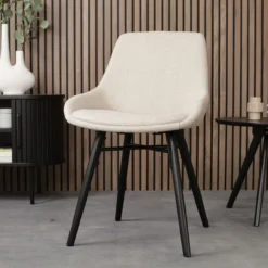 Eetkamerstoel Nena-Isa beige - zwart onderstel
