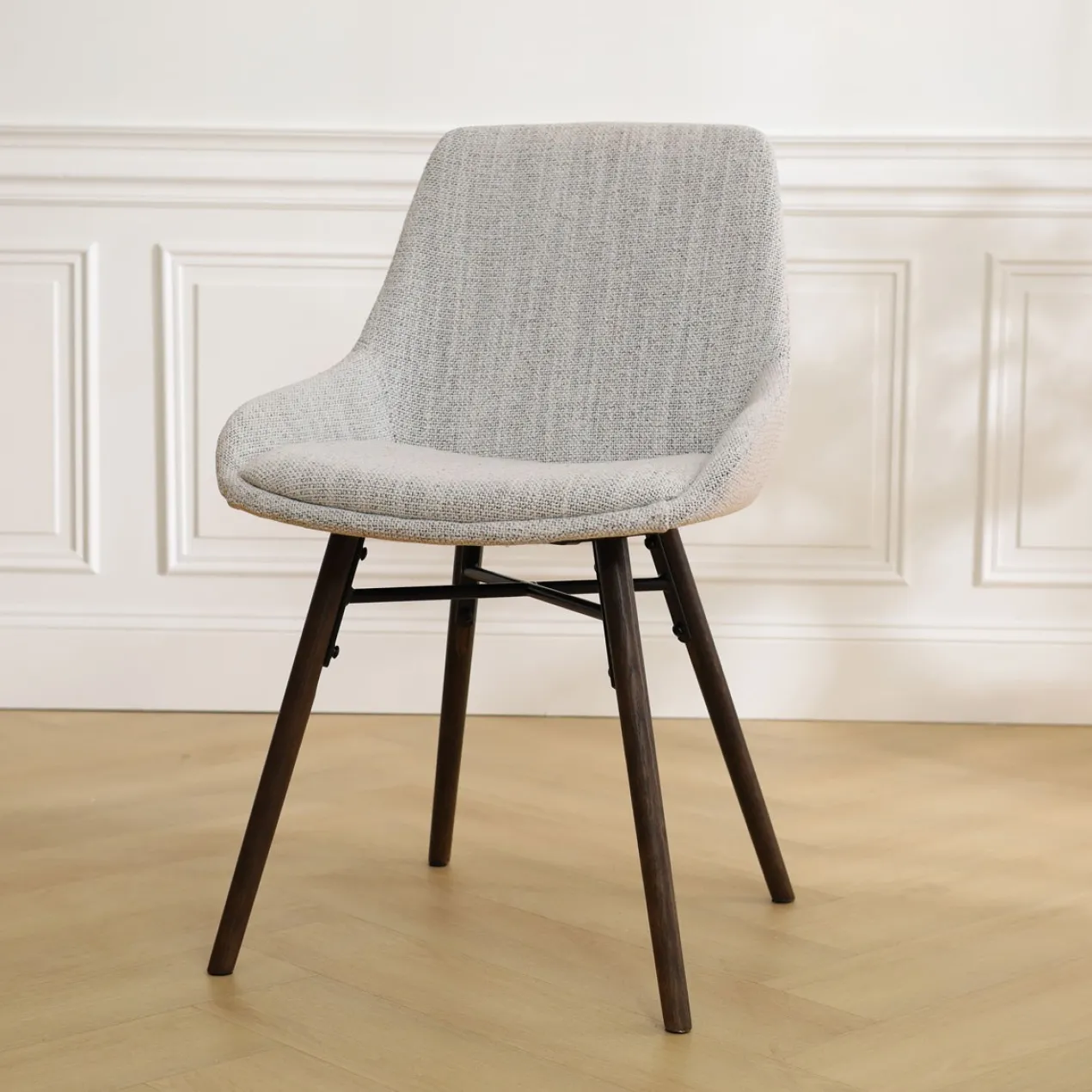 Eetkamerstoel Nena-Isa grijs beige gemêleerd - walnoot