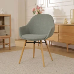 Eetkamerstoel Nena-Mae licht groen - houten onderstel
