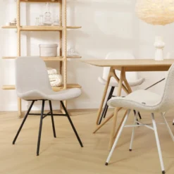 Eetkamerstoel Noa-Fé bouclé beige - zwart onderstel