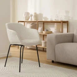 Eetkamerstoel Nora-Mare bouclé beige - zwart onderstel