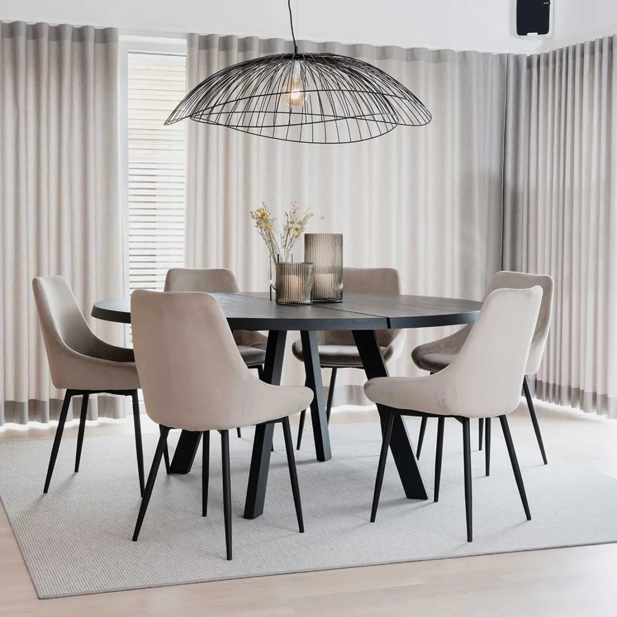 Eetkamerstoel Sierra velvet Beige