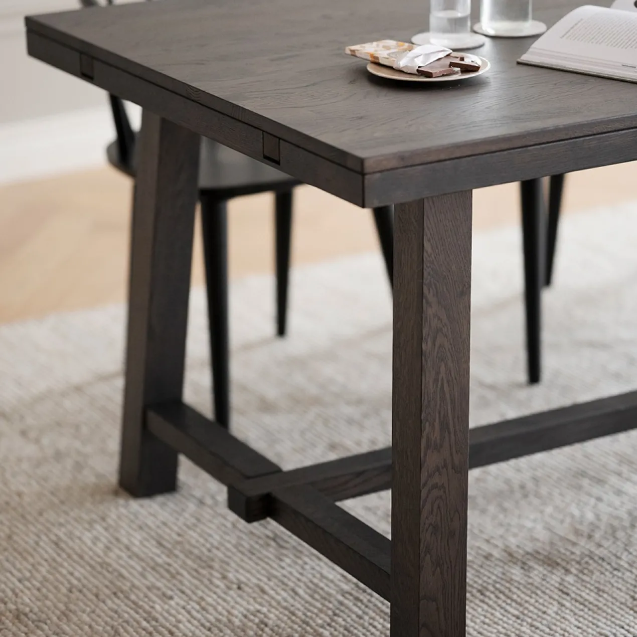 Eettafel Brooklyn Donkerbruin verlengbaar 220 x 95 cm