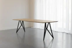 Eettafel Butterfly zwart frame naturel 200x100 cm verjongd