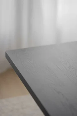 Eettafel Emmett Donker eiken