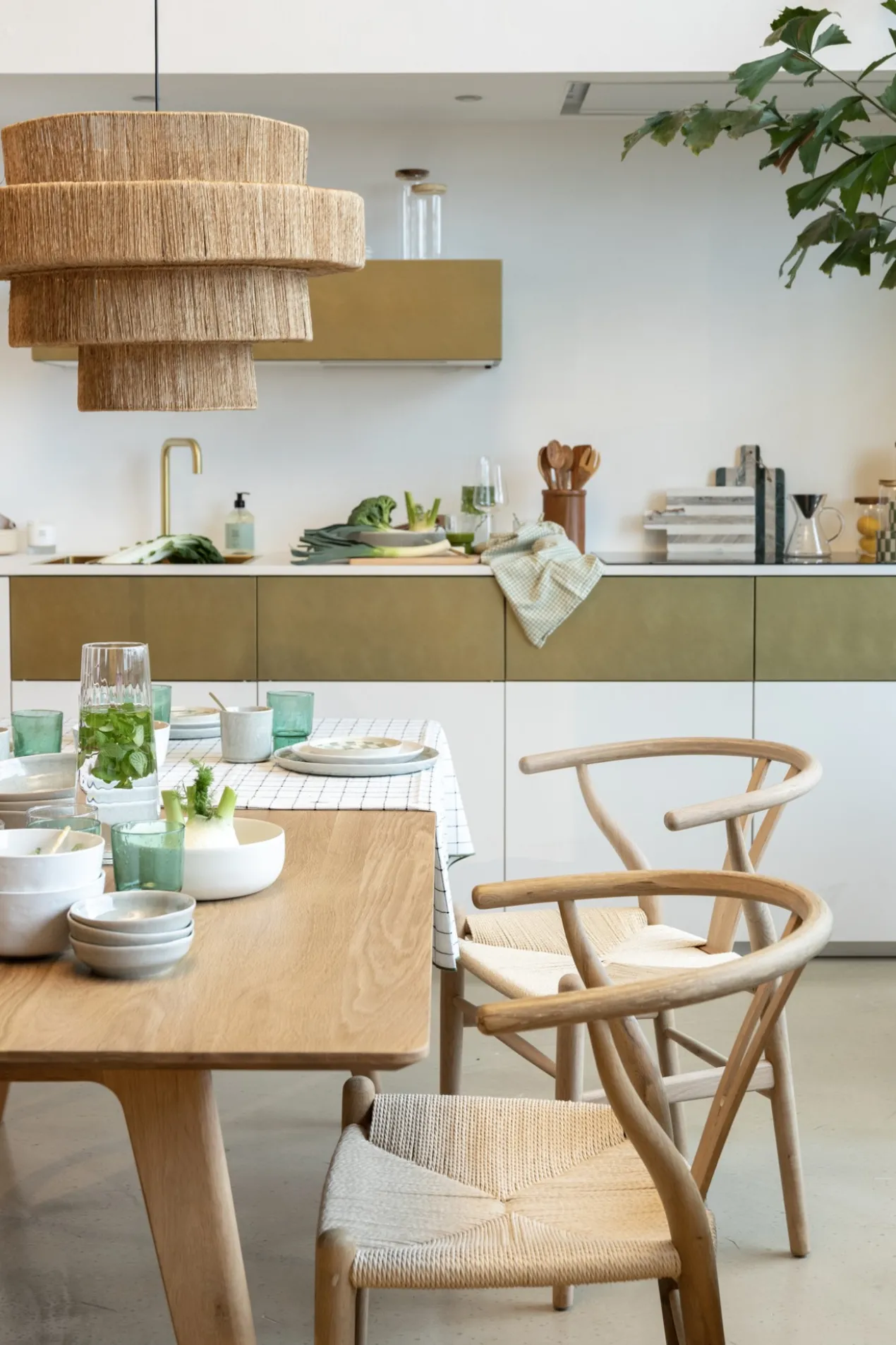 Eettafel Mason 240x95 cm massief eiken