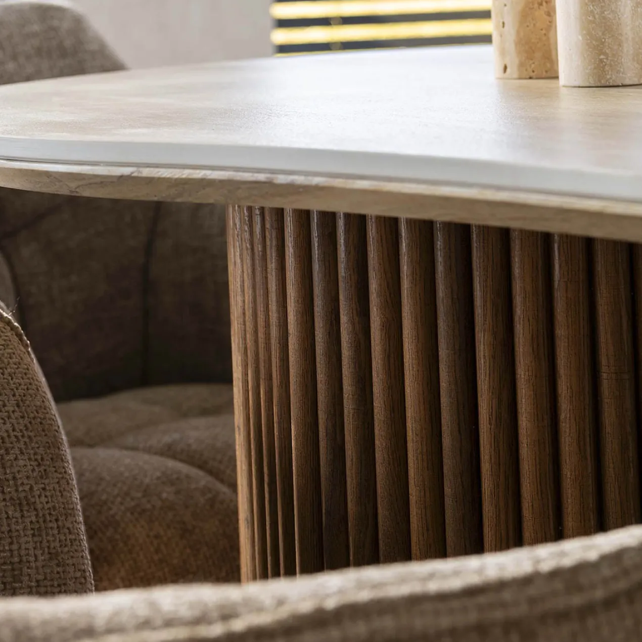 Eettafel Organisch Limestone