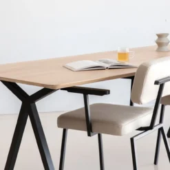 Eettafel Slim X-type zwart frame naturel 260x90 cm verjongd
