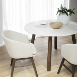 Eettafel Taransay Beige