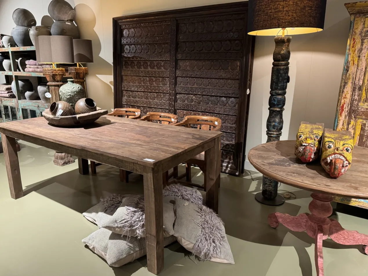 Eettafel teak uniek groot.