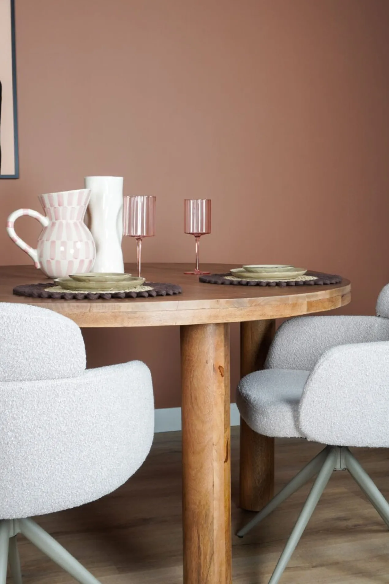 Eettafel Tias ø140 cm – Mangohout