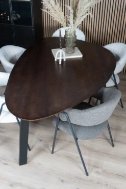 Eettafel Tinus Bruin - Kiezelvormig 200 cm