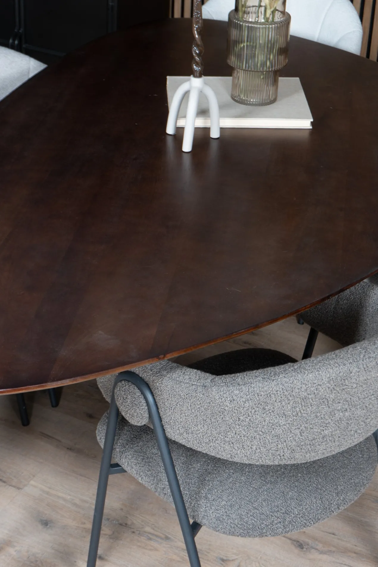 Eettafel Tinus Bruin - Kiezelvormig 240 cm