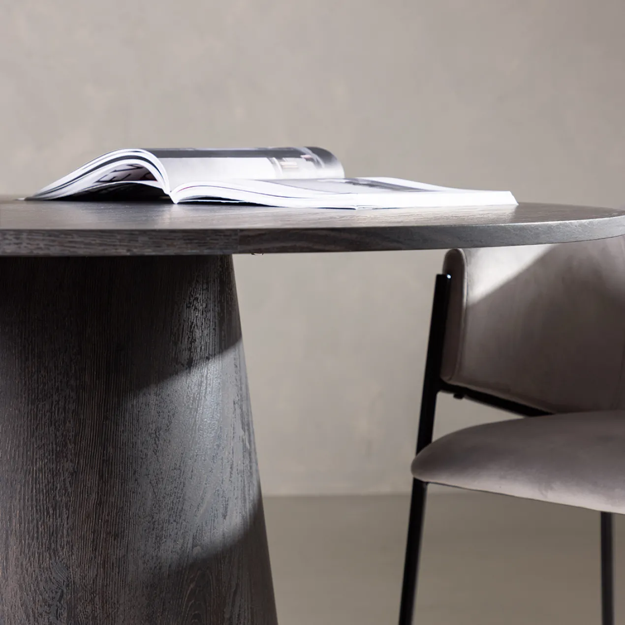 Eettafel Trude Donkerbruin