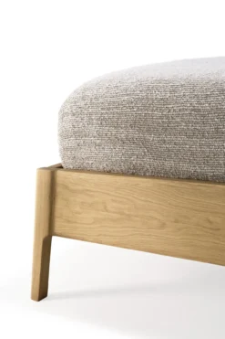Ethnicraft bed Oak Air 180x200