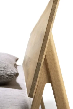 Ethnicraft bed Oak Air 160x200 incl. lattenbodem