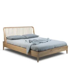 Ethnicraft bed Spindle Oak 180x200