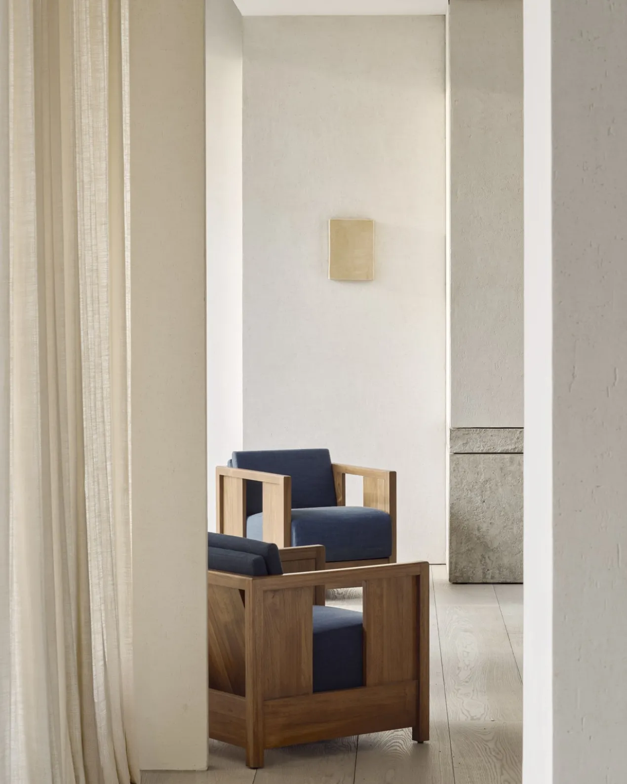 Fauteuil Roan teak wild brown ink