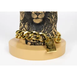 Fother mucker zij tafel lion