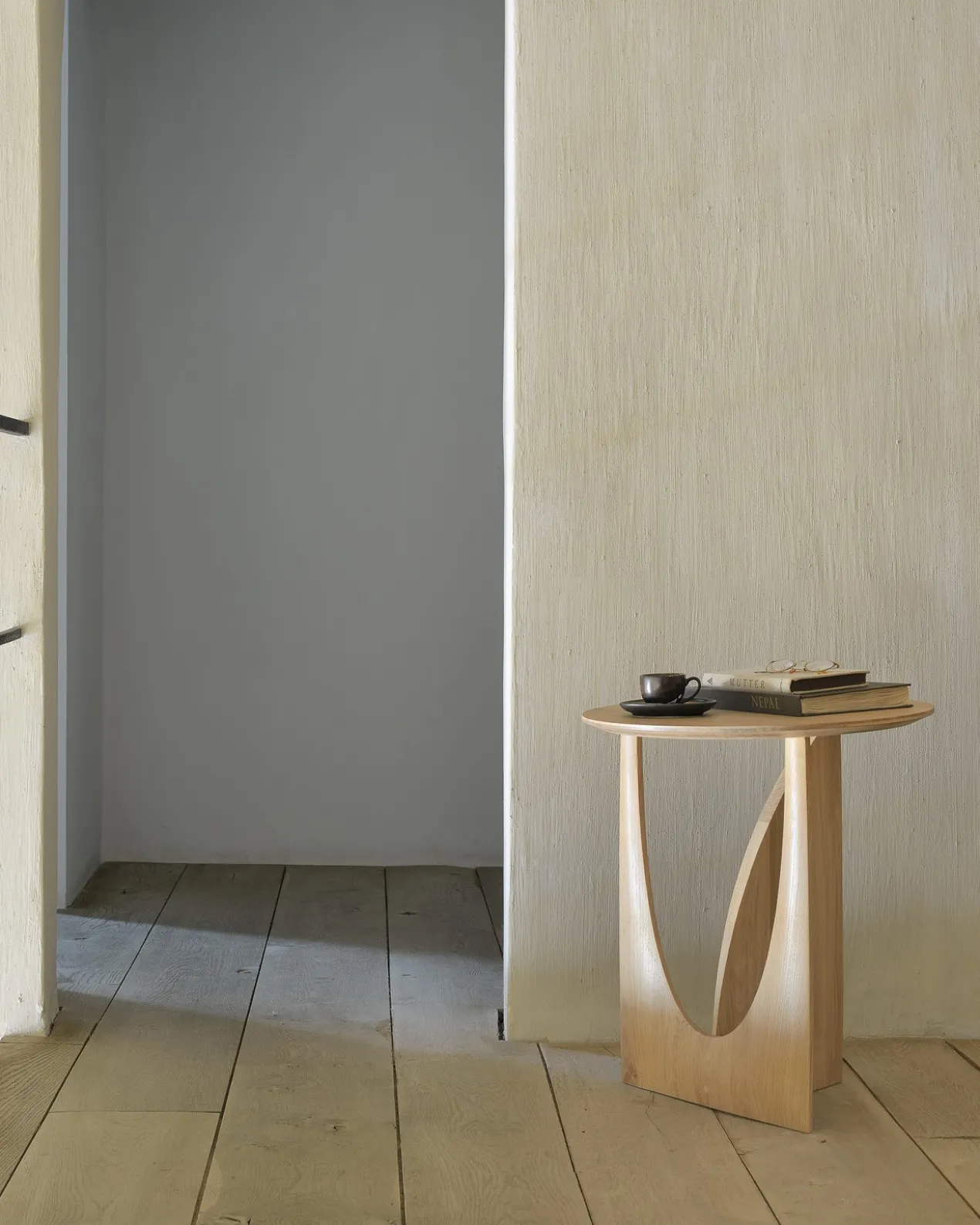 Geometric bijzettafel - eiken zwart