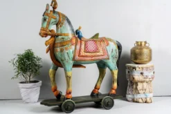 Ghoda - Handbeschilderd Houten Paard op Wielen
