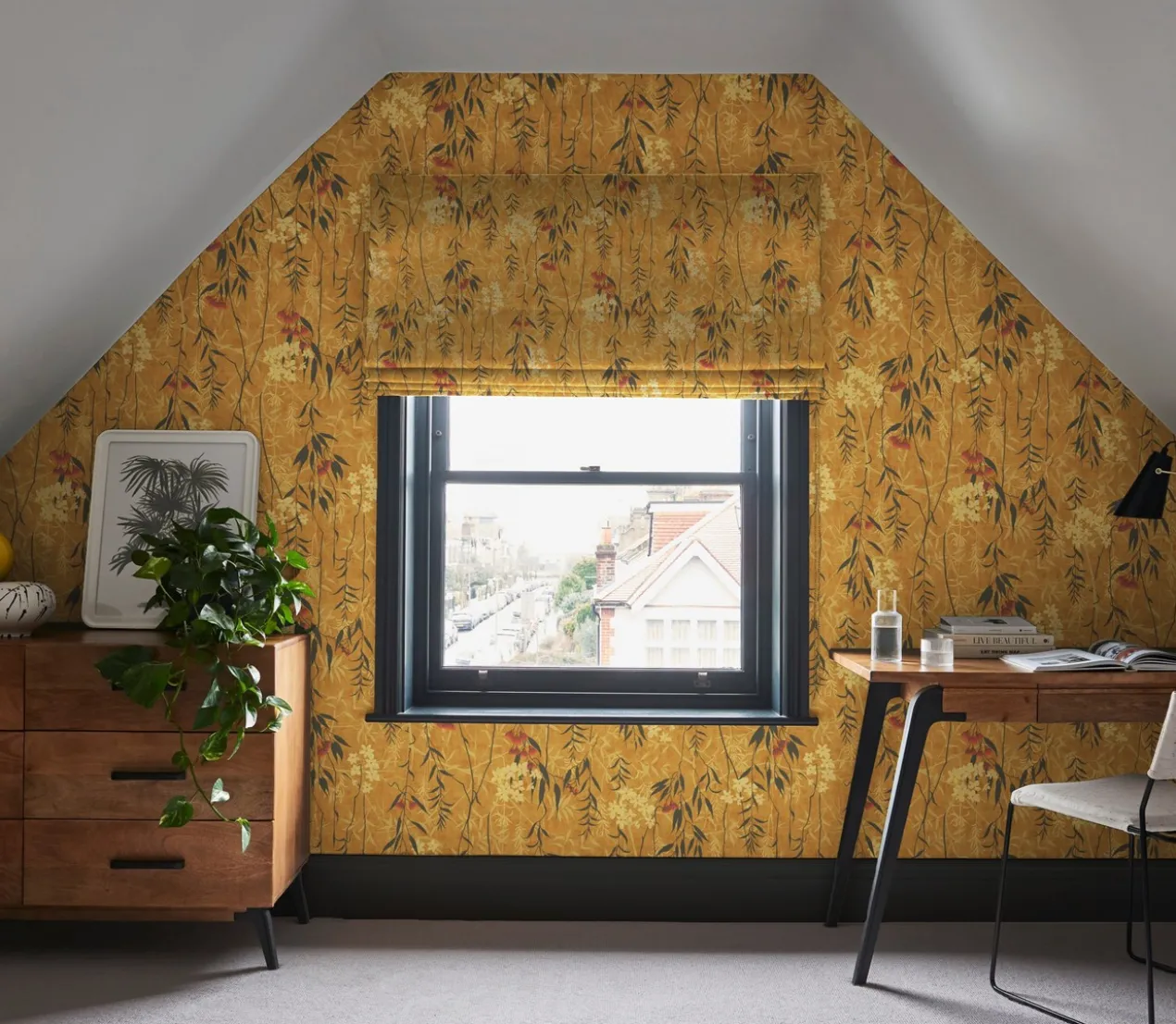 Graham & Brown - Vliesbehang Obassia Silk Opulance - 10mx52cm