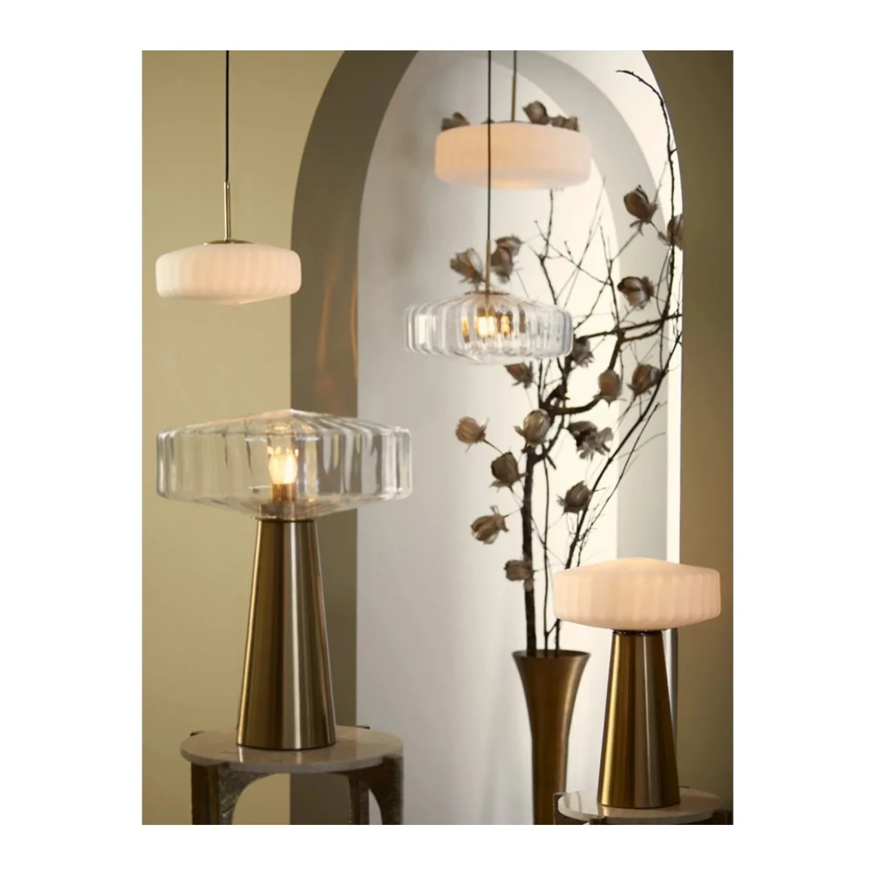 Hanglamp Pleat mat wit glas en goud ø40 cm